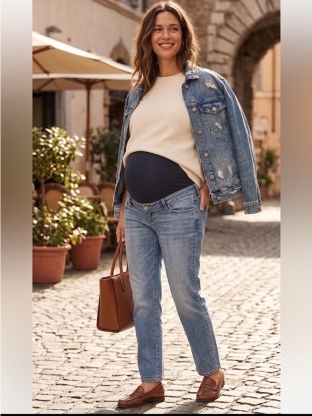 Abercrombie & Fitch 
Maternity ankle  Straight Jean Medium Wash Size 28